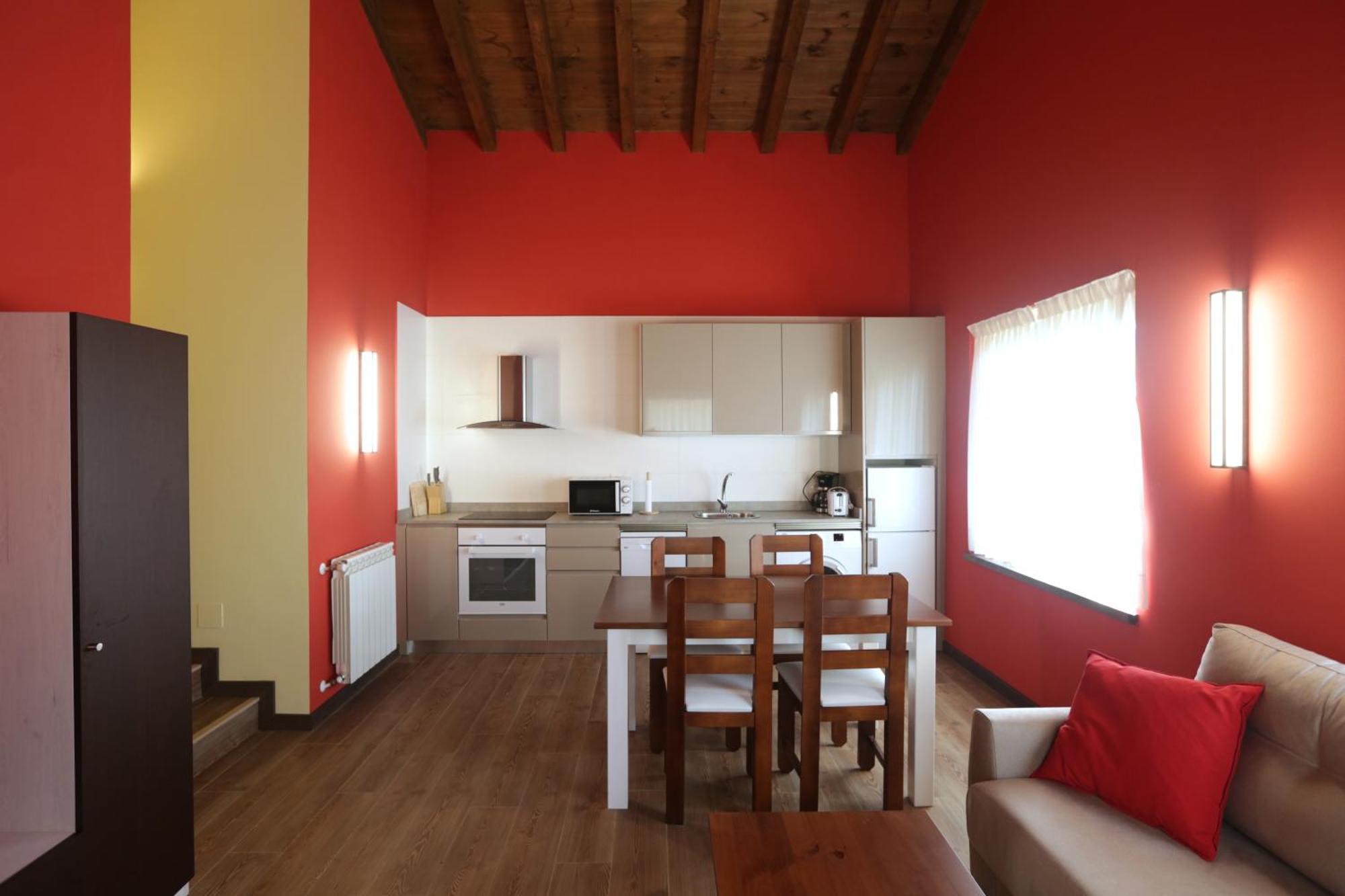 Apartamentos Rurales Casa La Piedra Collia Ngoại thất bức ảnh