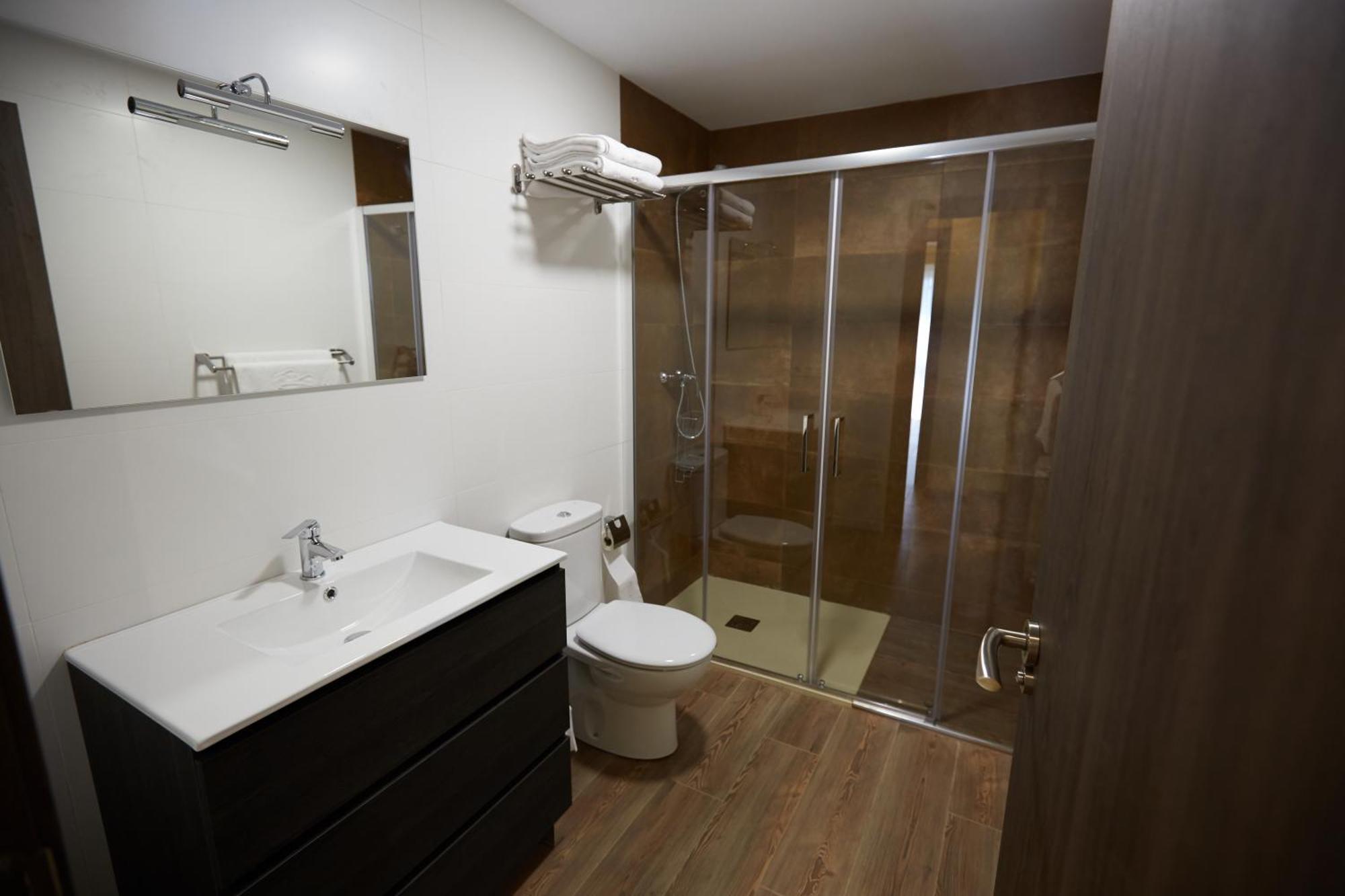 Apartamentos Rurales Casa La Piedra Collia Ngoại thất bức ảnh